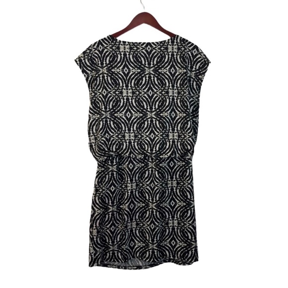 AB Studio Black White Patterned Short Sleeve Dress - Picture 6 of 11